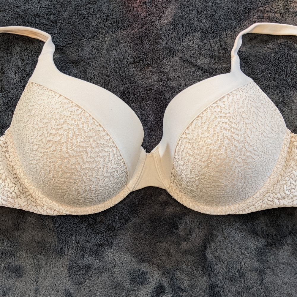Body by Victoria 34DD Padded Lace Bra
